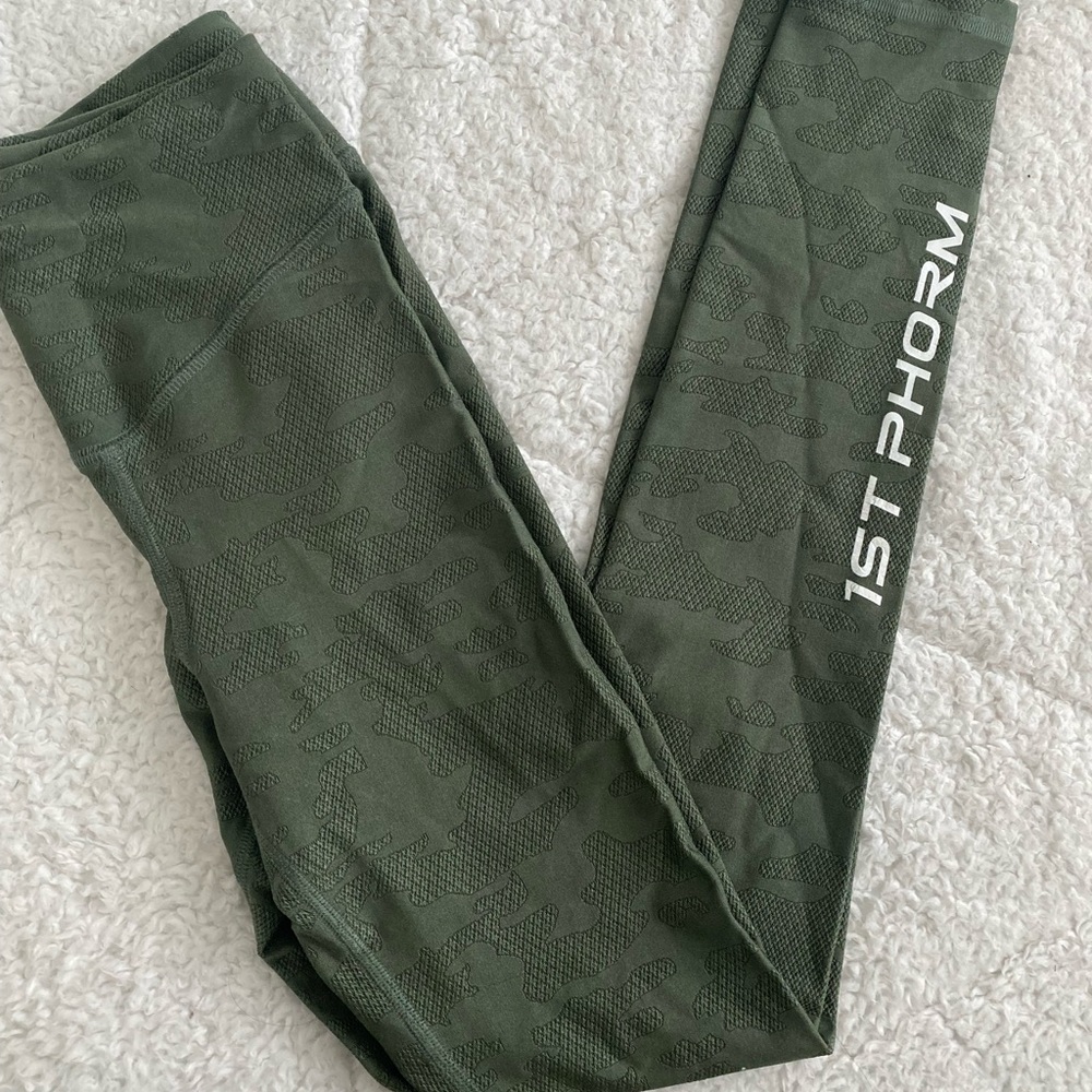 1st Phorm pants - small . Olive green. NEVER worn